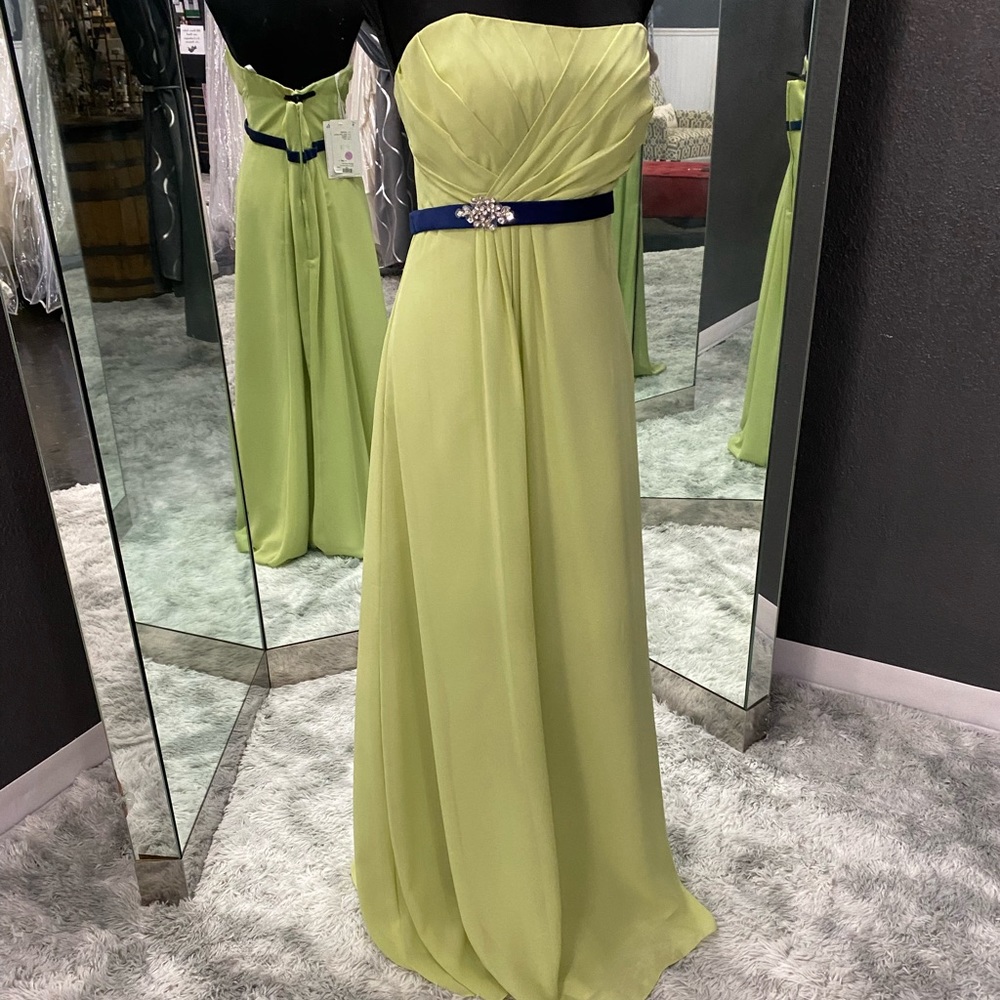 Pretty Maids Size 16 Kiwi/ Navy Bridesmaid Gown